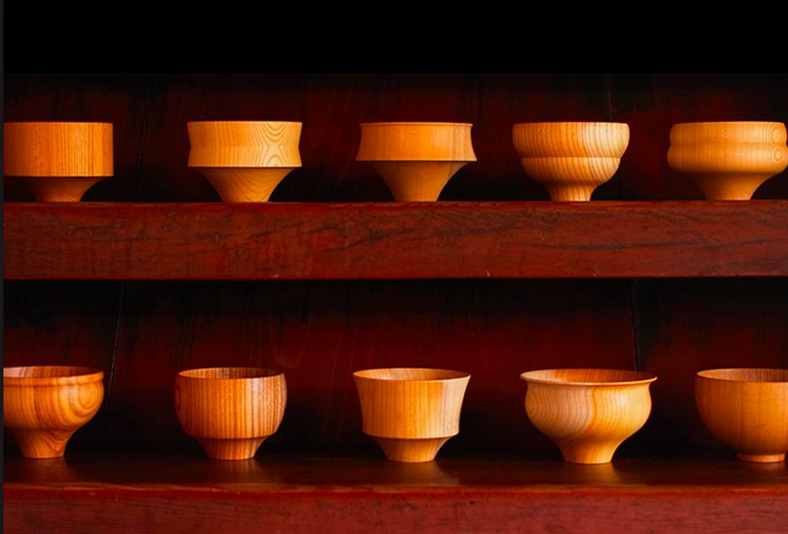 Les secrets des bols en bois japonais 'Tsumugi'